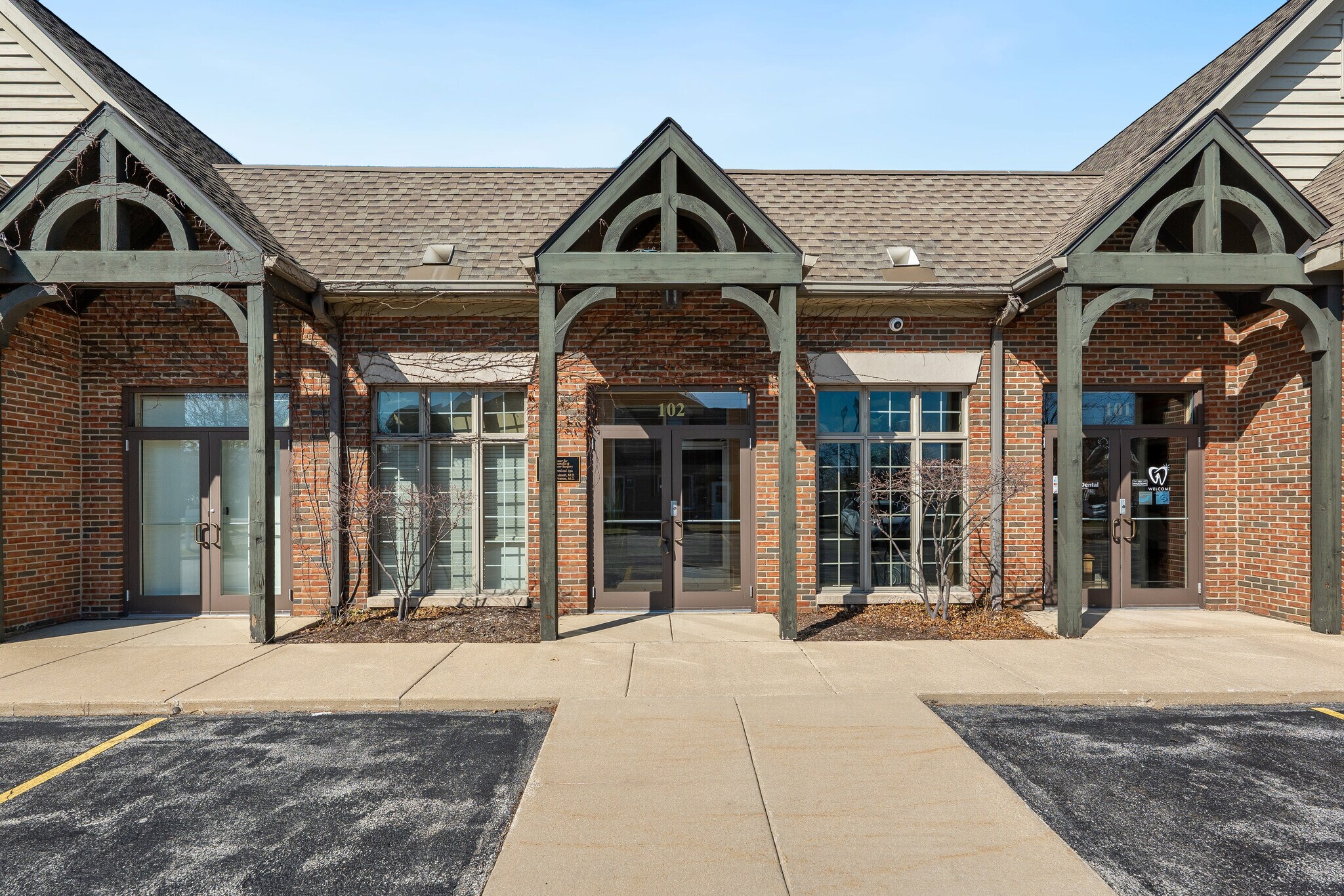 4425 Montgomery Rd, Naperville, IL for lease Building Photo- Image 1 of 14