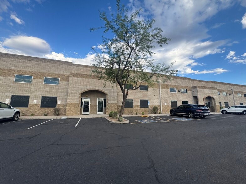 1745 W Deer Valley Rd, Phoenix, AZ for sale - Building Photo - Image 1 of 6