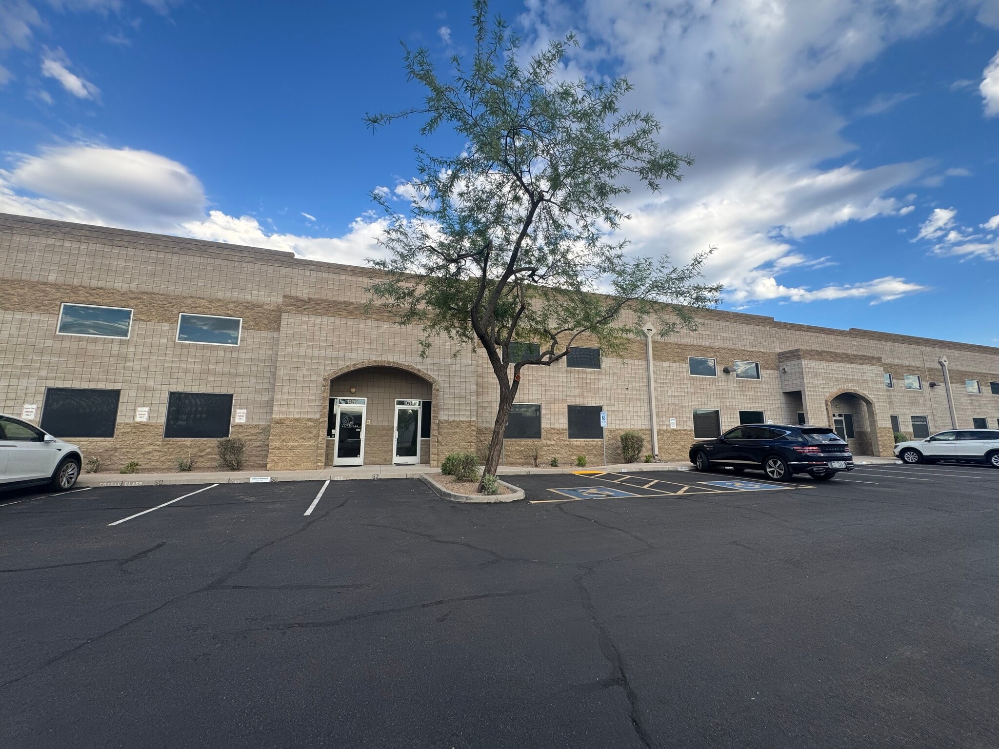 1745 W Deer Valley Rd, Phoenix, AZ for sale Building Photo- Image 1 of 7