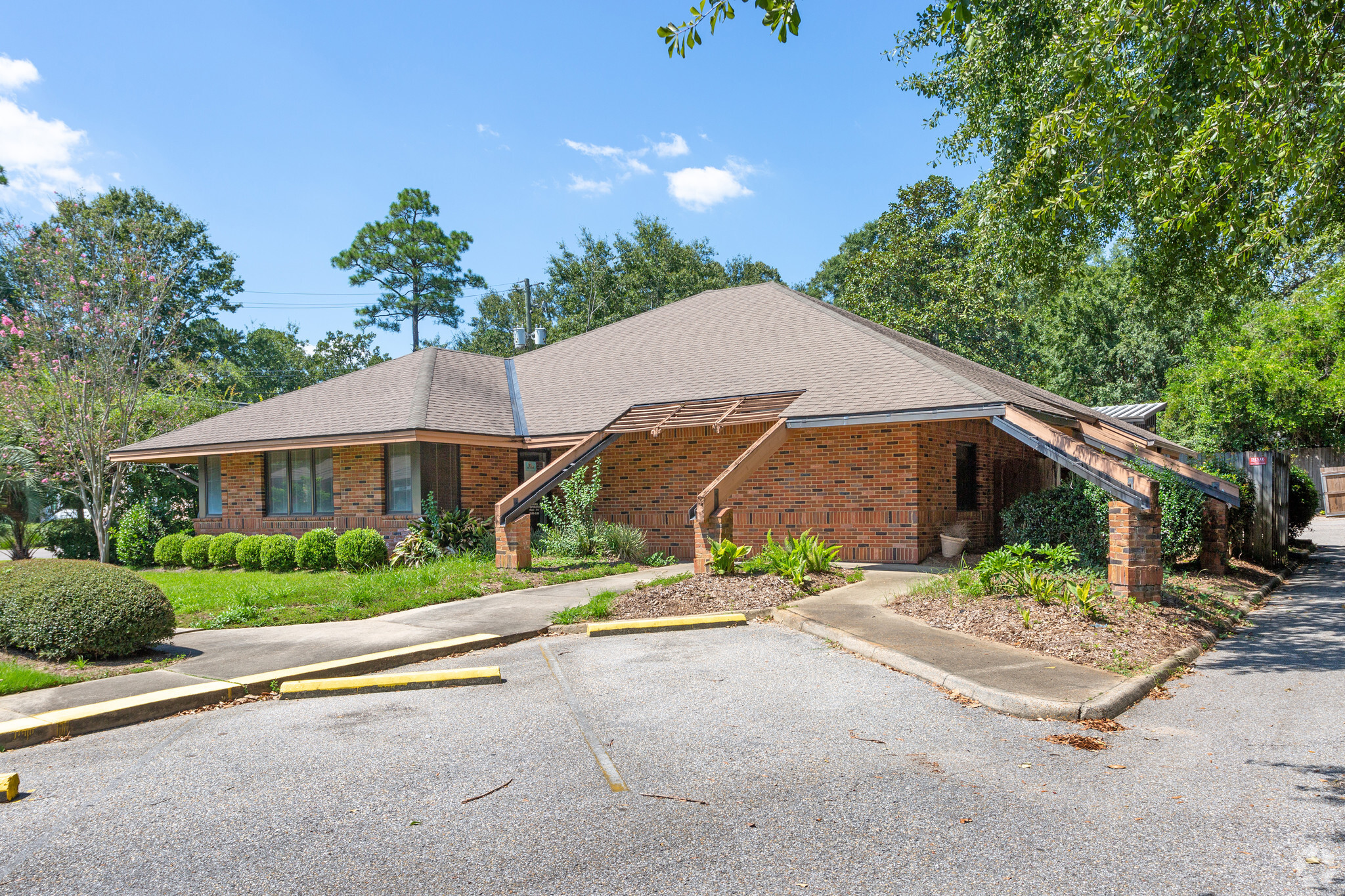 2240 W Main St, Dothan, AL for sale Primary Photo- Image 1 of 1