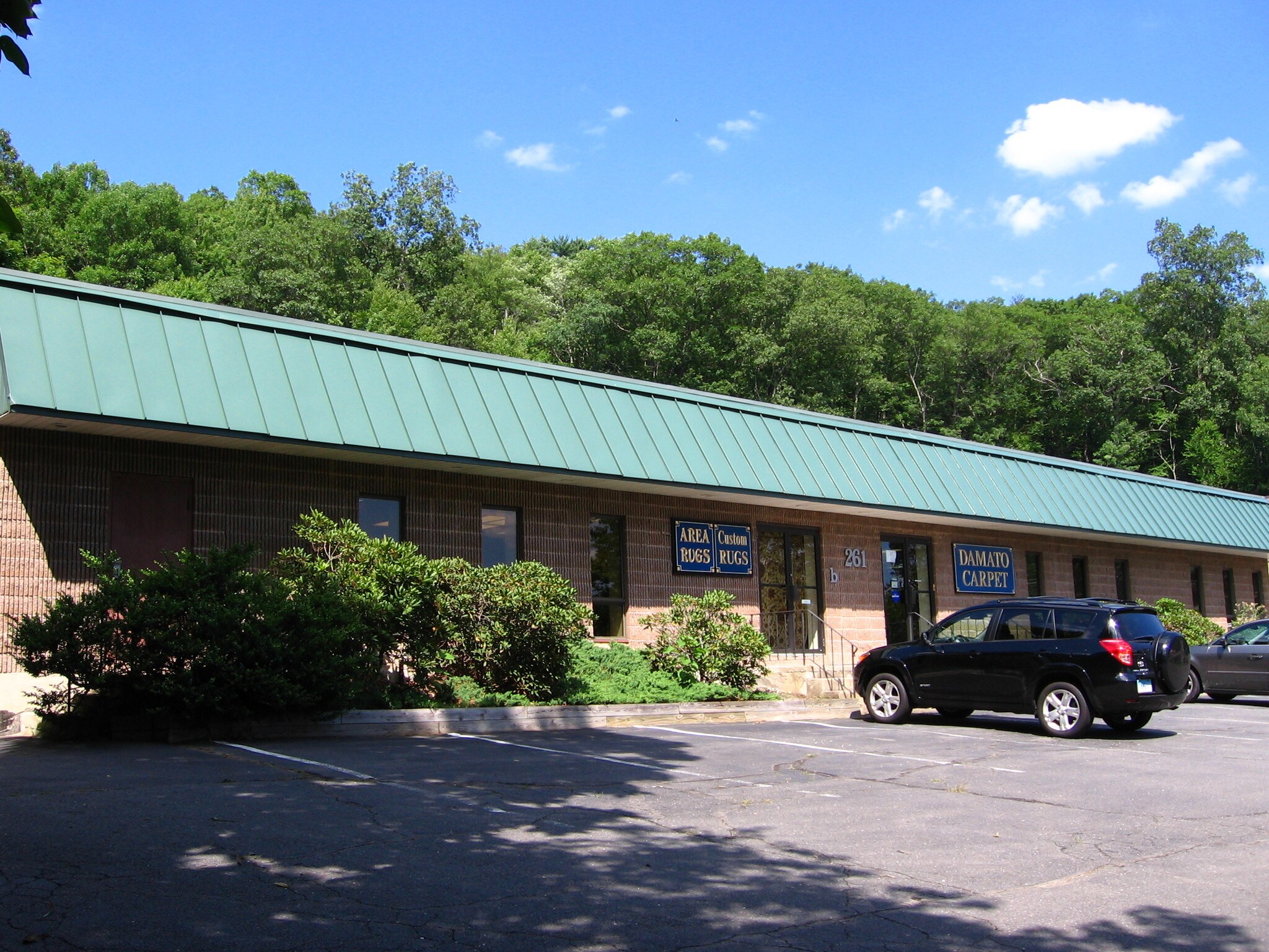 261 Albany Tpke, Canton, CT for sale Building Photo- Image 1 of 1