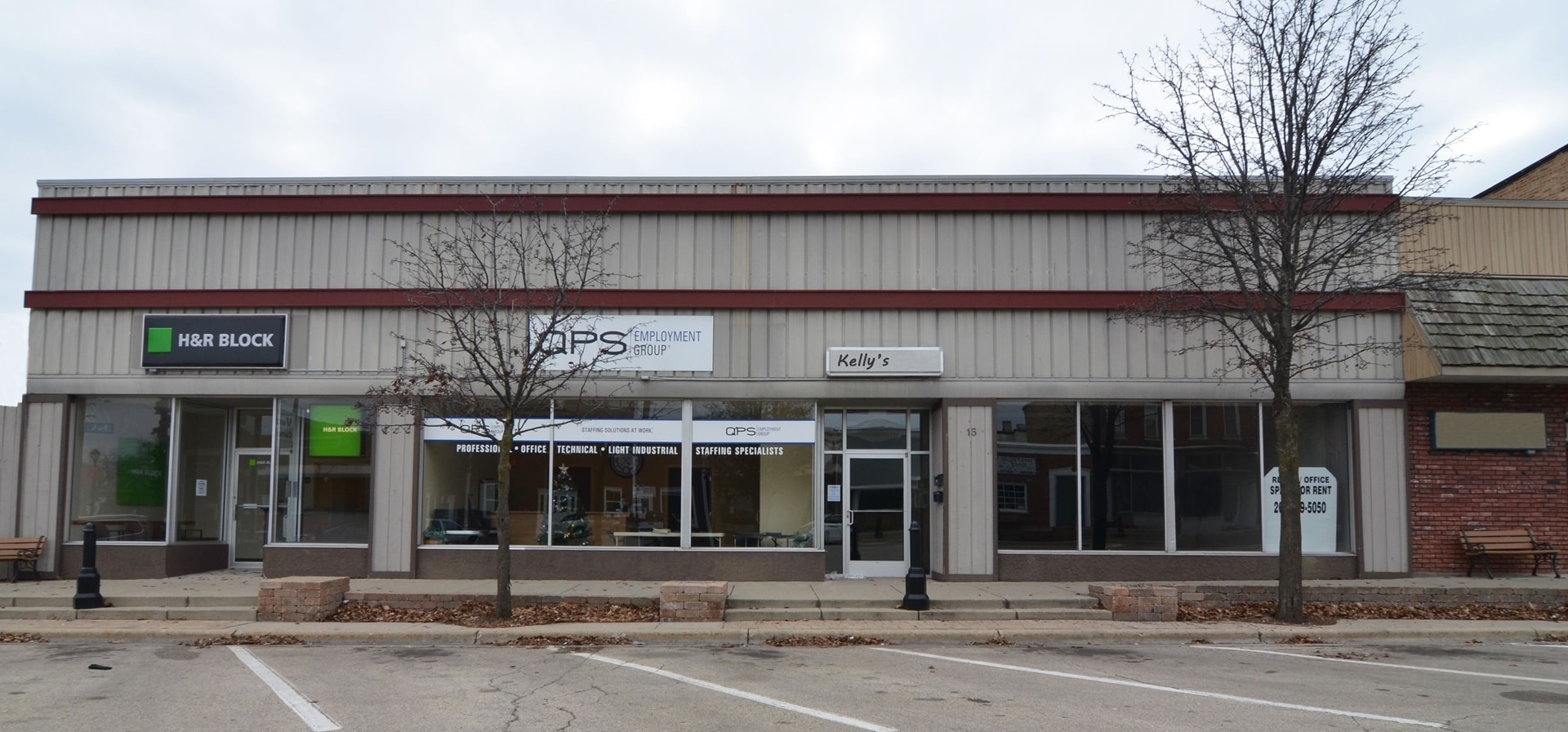 15-17 E Walworth St, Elkhorn, WI for sale Primary Photo- Image 1 of 1