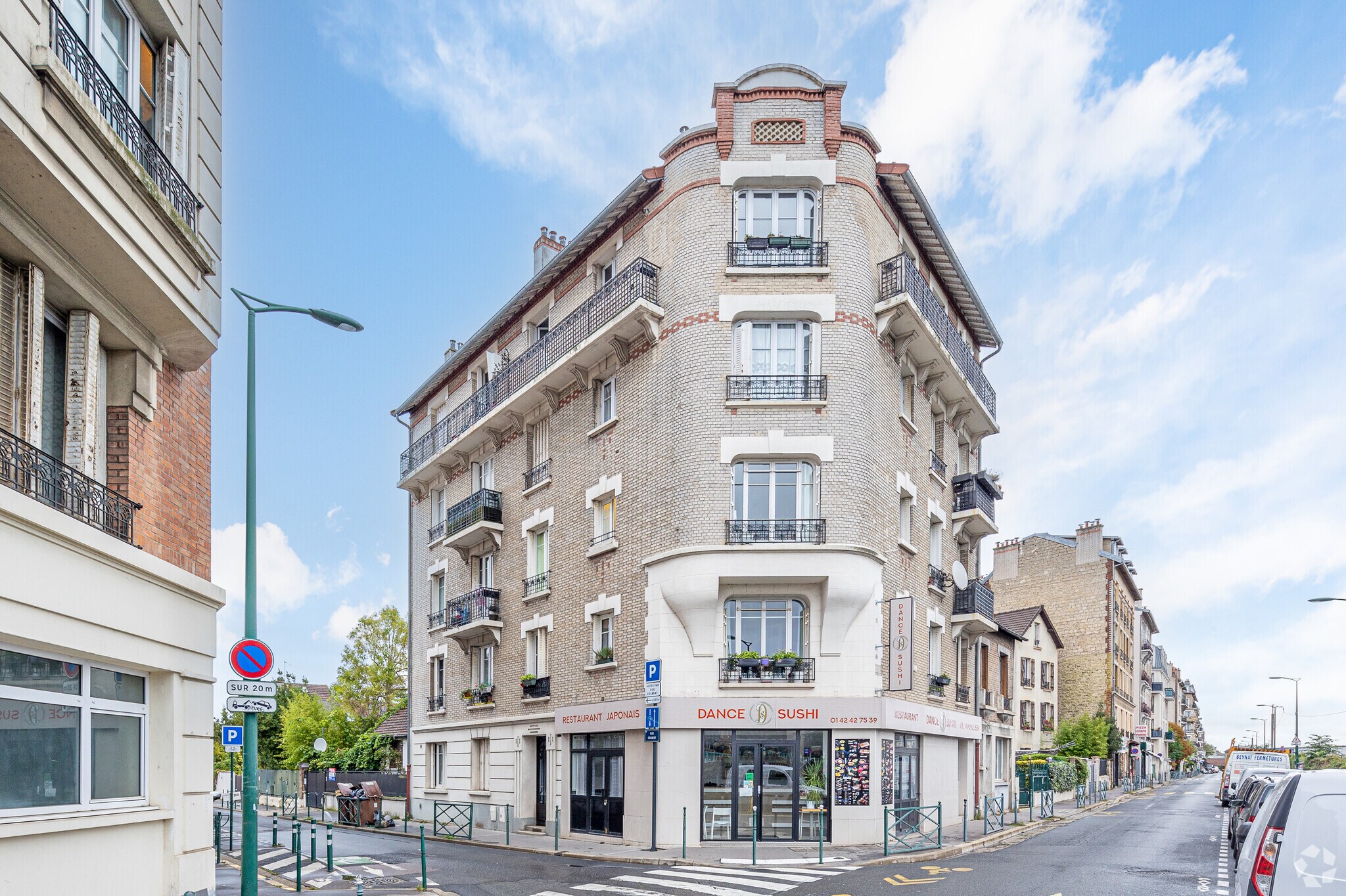 2 Rue Colbert, Colombes for sale Primary Photo- Image 1 of 4
