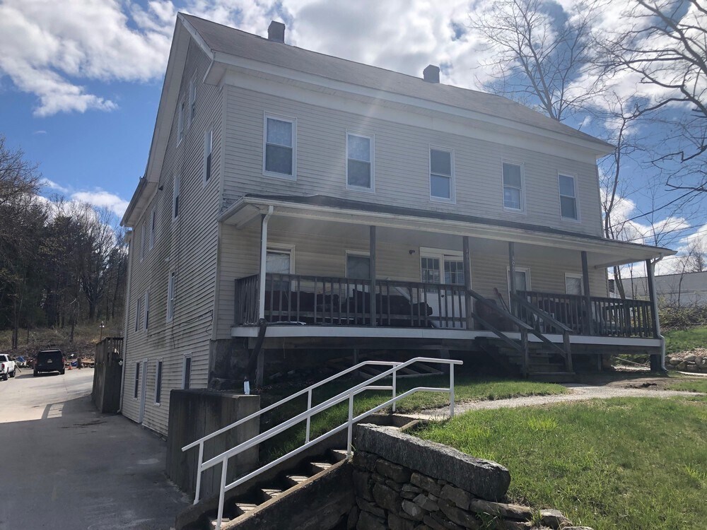 409 Ne main St, Douglas, MA for sale Building Photo- Image 1 of 1