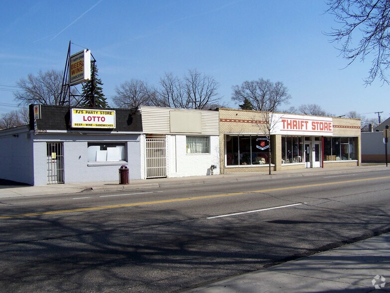 21818 John R Rd, Hazel Park, MI 48030