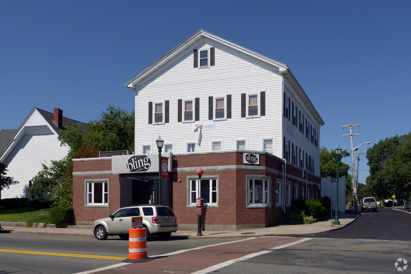 871 Washington St, Braintree, MA 02184