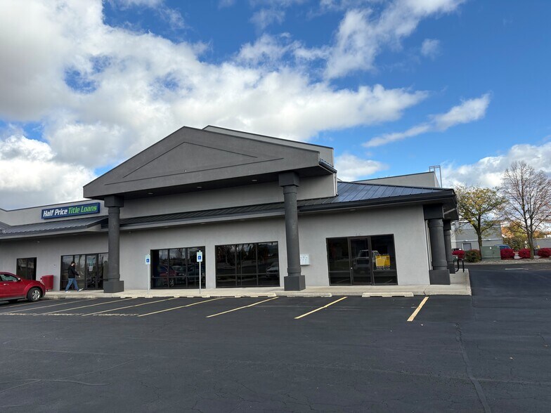 3920 W 5th Ave, Post Falls, ID for lease - Building Photo - Image 2 of 11