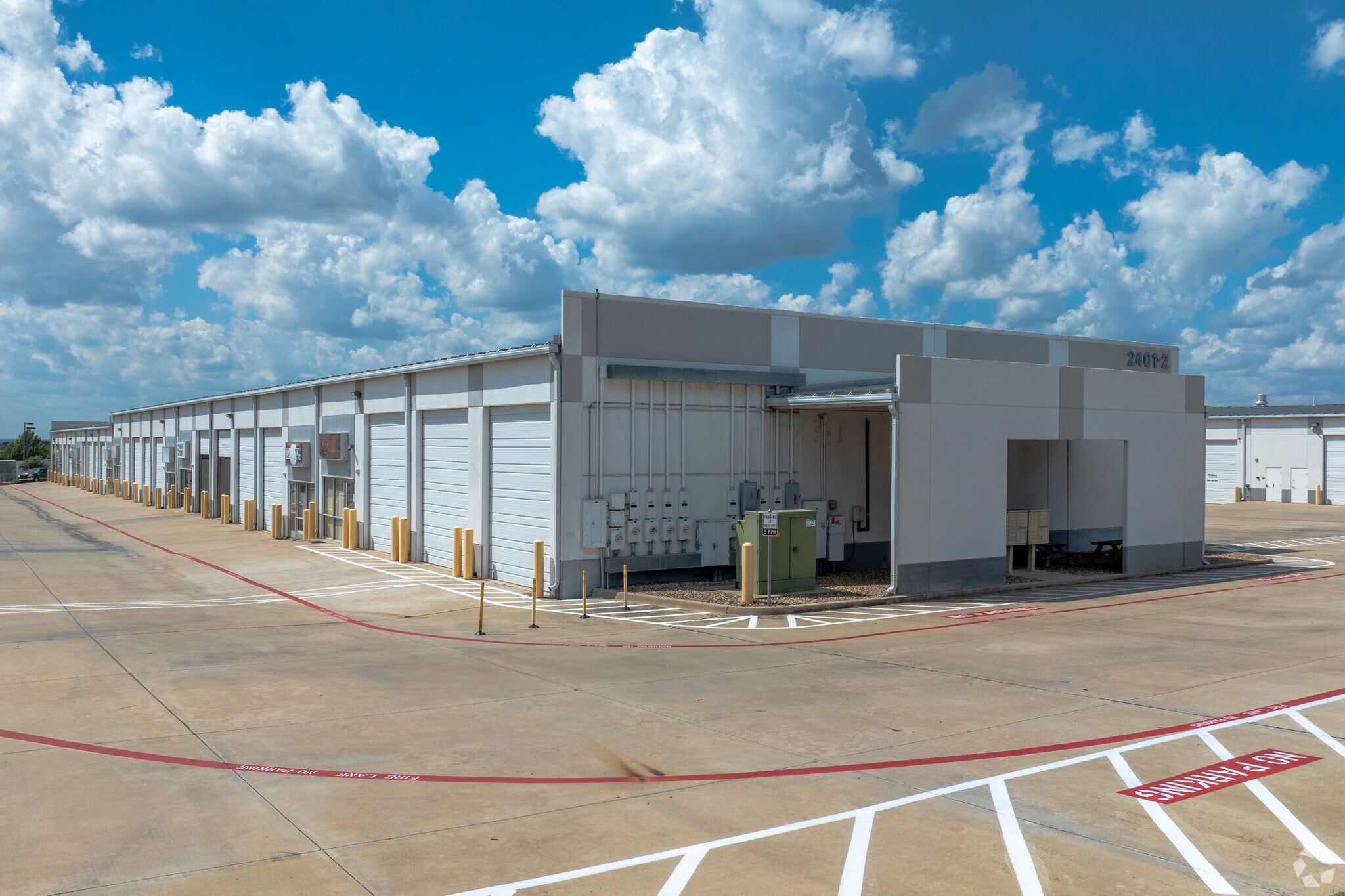 2401 Worthington Dr, Denton, TX for lease Primary Photo- Image 1 of 6