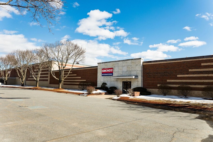 135 Intervale Rd, Fitchburg, MA 01420