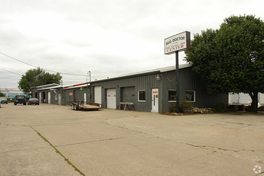 111 Crossfield Dr, Versailles, KY for lease - Primary Photo - Image 1 of 2