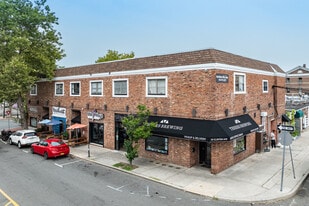 50 Gerard St, Huntington NY - Pub