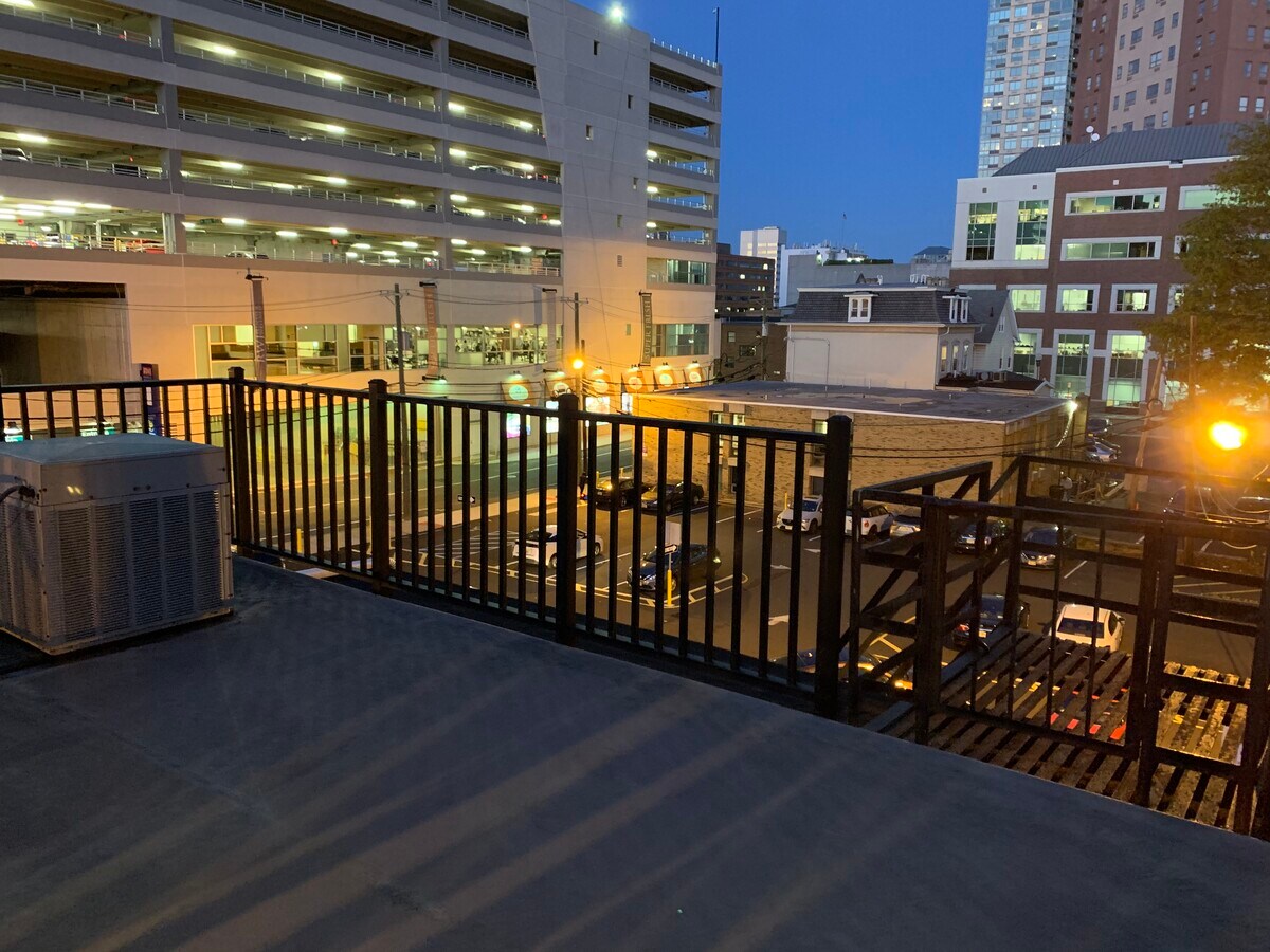 17 Joyce Kilmer Ave, New Brunswick, NJ 08901