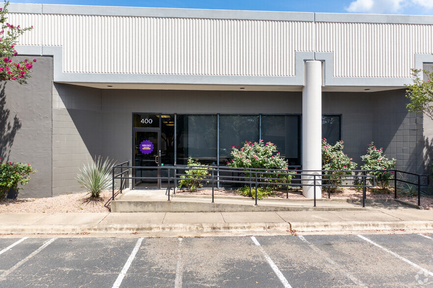 1901 W Braker Ln, Austin, TX for lease - Building Photo - Image 2 of 4