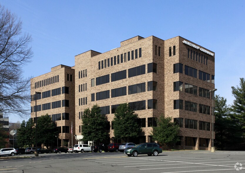 1700 Old Meadow Rd, McLean, VA for sale - Building Photo - Image 1 of 1