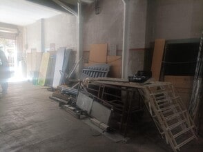 Retail in Santa Coloma de Gramenet, Barcelona for lease Interior Photo- Image 2 of 8