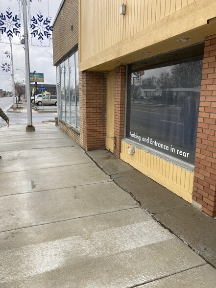 4111 12 Mile Rd, Berkley, MI for sale - Building Photo - Image 3 of 10