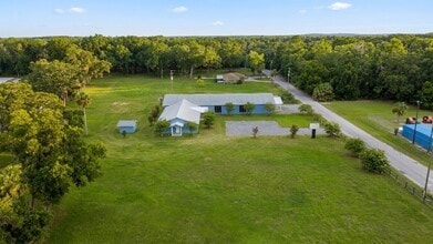 8635 W Goodman Ln, Homosassa, FL for sale Interior Photo- Image 1 of 20