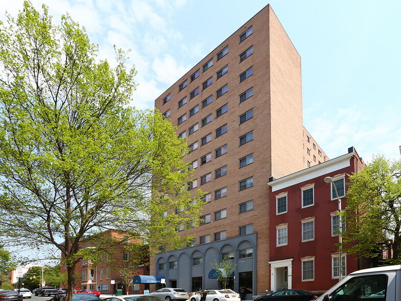 611 Park Ave, Baltimore, MD for lease - Building Photo - Image 2 of 8