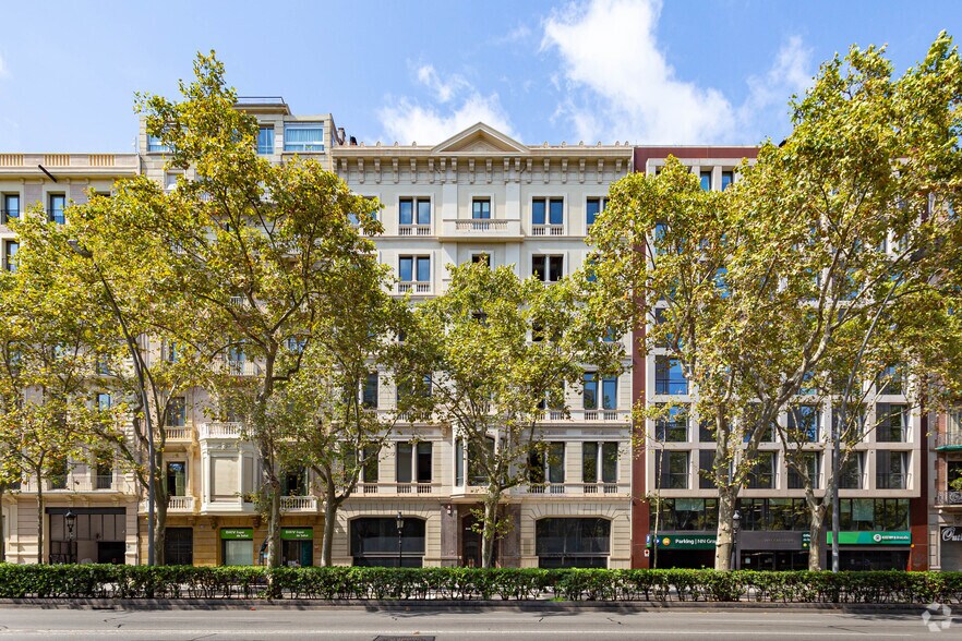 Gran Vía de les Corts Catalanes, 639, Barcelona, Barcelona for lease - Primary Photo - Image 1 of 5