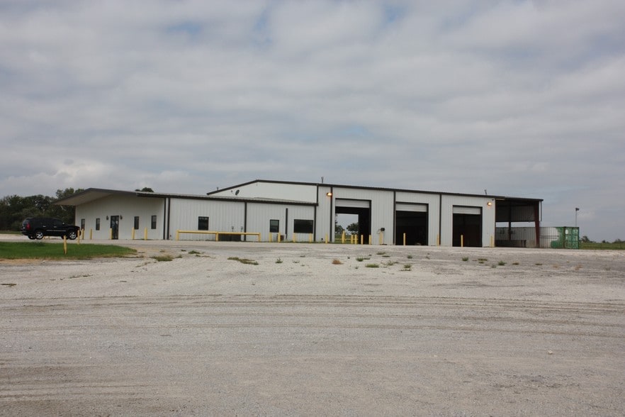 5383 E Highway 67, Rainbow, TX for sale - Building Photo - Image 1 of 1