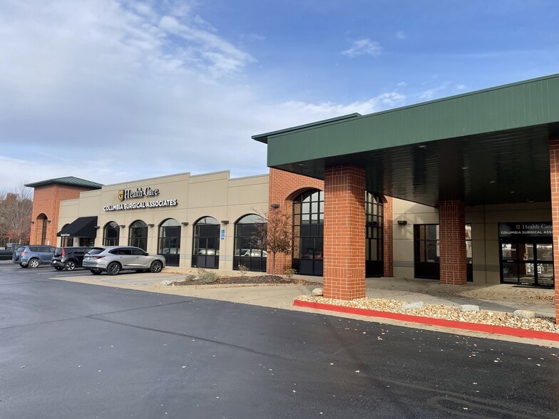 3220 Bluff Creek Dr, Columbia, MO for lease - Building Photo - Image 2 of 9