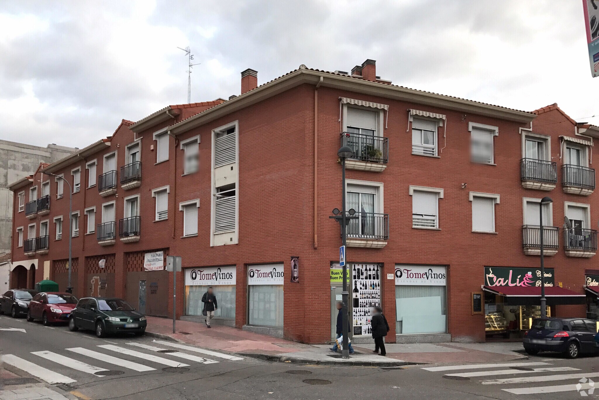 Calle Ricardo Medem, 31, Móstoles, Madrid for sale Primary Photo- Image 1 of 1