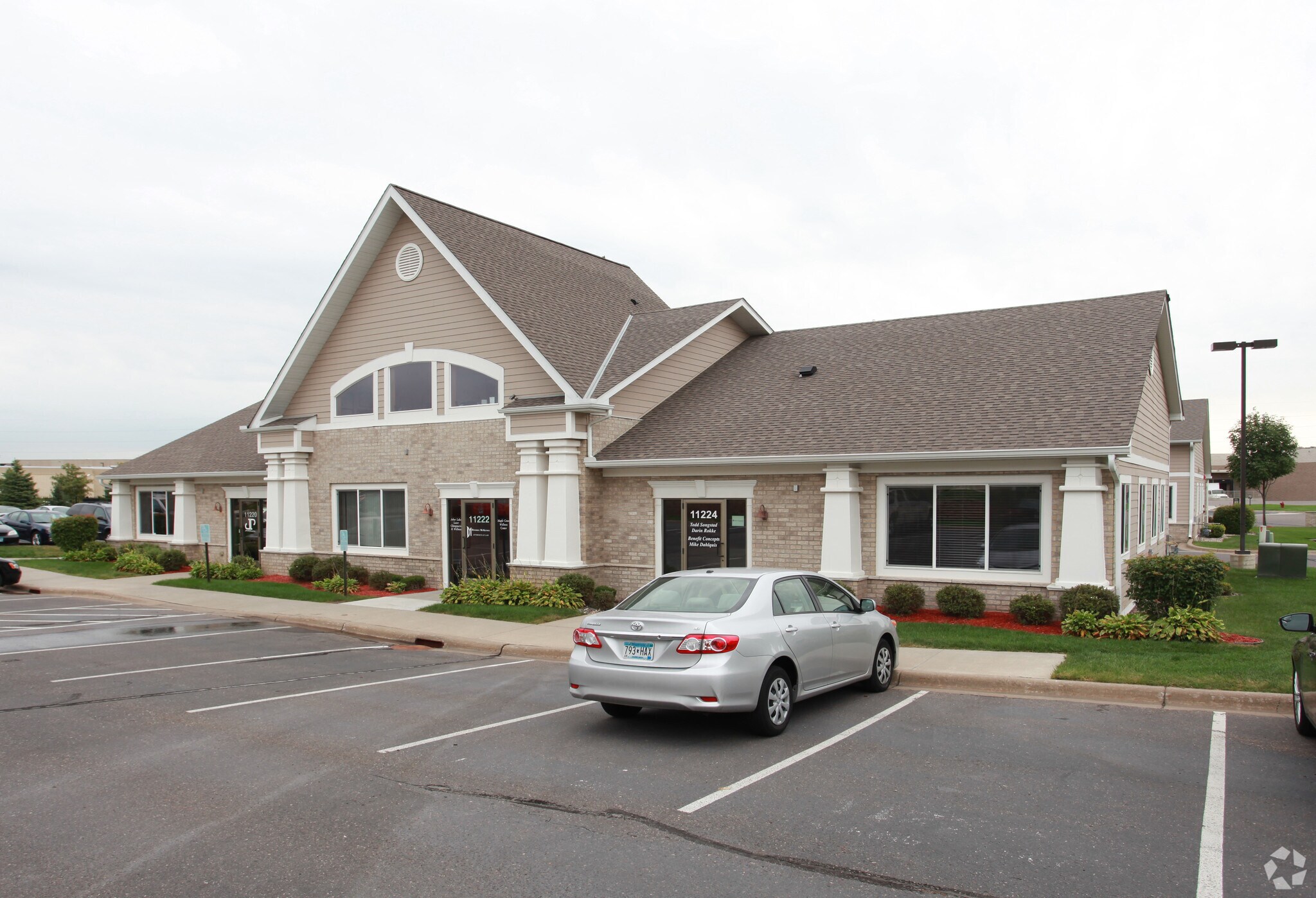 11220-11224 N 86th Ave, Maple Grove, MN for sale Primary Photo- Image 1 of 1