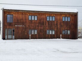 980 Deere St, Fairbanks AK - Warehouse
