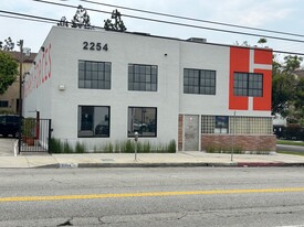 2254 S Sepulveda Blvd, Los Angeles CA - Loft