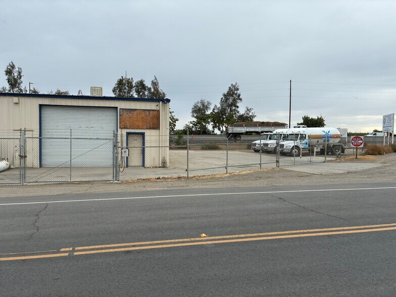 20504 S 99 Frontage Rd, Ripon, CA for sale - Building Photo - Image 1 of 1