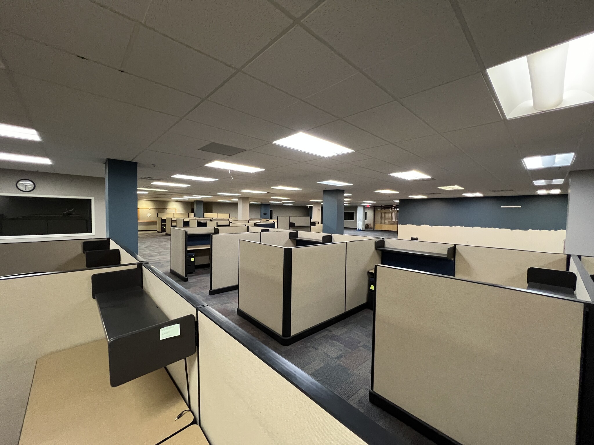 300 W Broadway, Council Bluffs, IA 51503 - Omni Centre | LoopNet