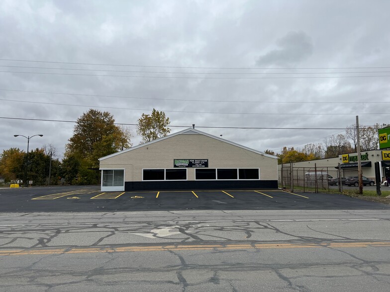 905 E Main St, Crestline, OH for sale - Building Photo - Image 1 of 1