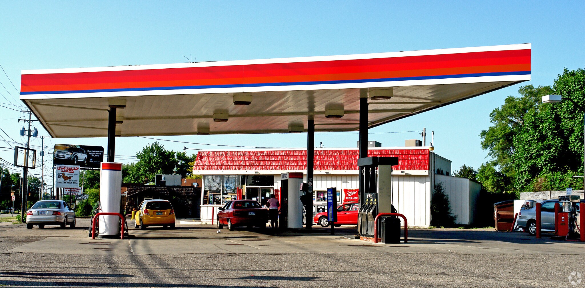 3260 Eastern Ave SE, Grand Rapids, MI for sale Primary Photo- Image 1 of 1