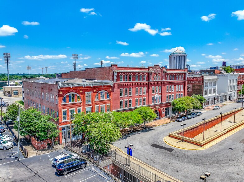 260 Commerce St, Montgomery, AL for lease - Building Photo - Image 1 of 12