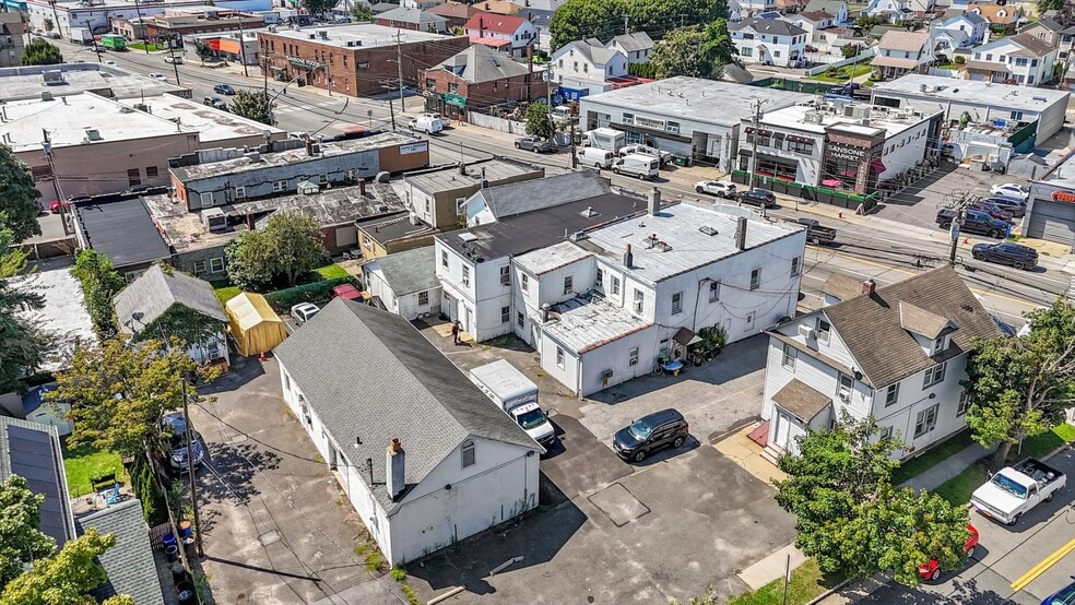2178-2192 Jericho Tpke, New Hyde Park, NY for sale - Aerial - Image 2 of 8