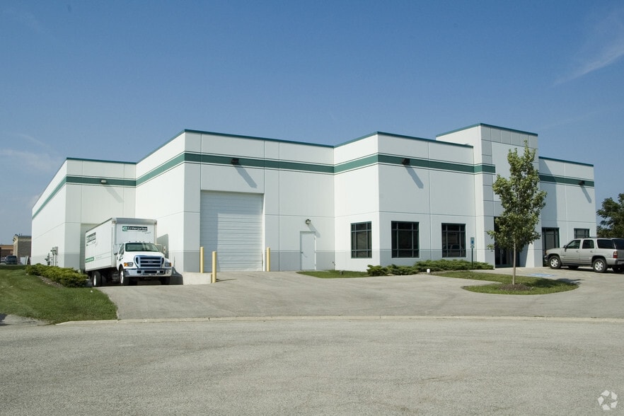 23810 W Industrial Dr N, Plainfield, IL for lease - Building Photo - Image 3 of 9