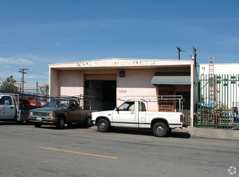 1345 W Gaylord St, Long Beach, CA for sale - Building Photo - Image 1 of 6