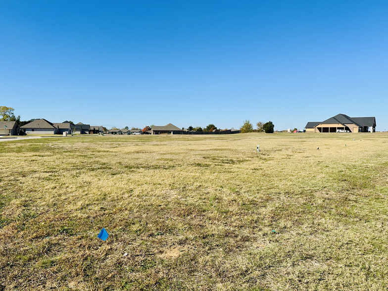 305 US 377 hwy, Whitesboro, TX for sale - Building Photo - Image 3 of 9