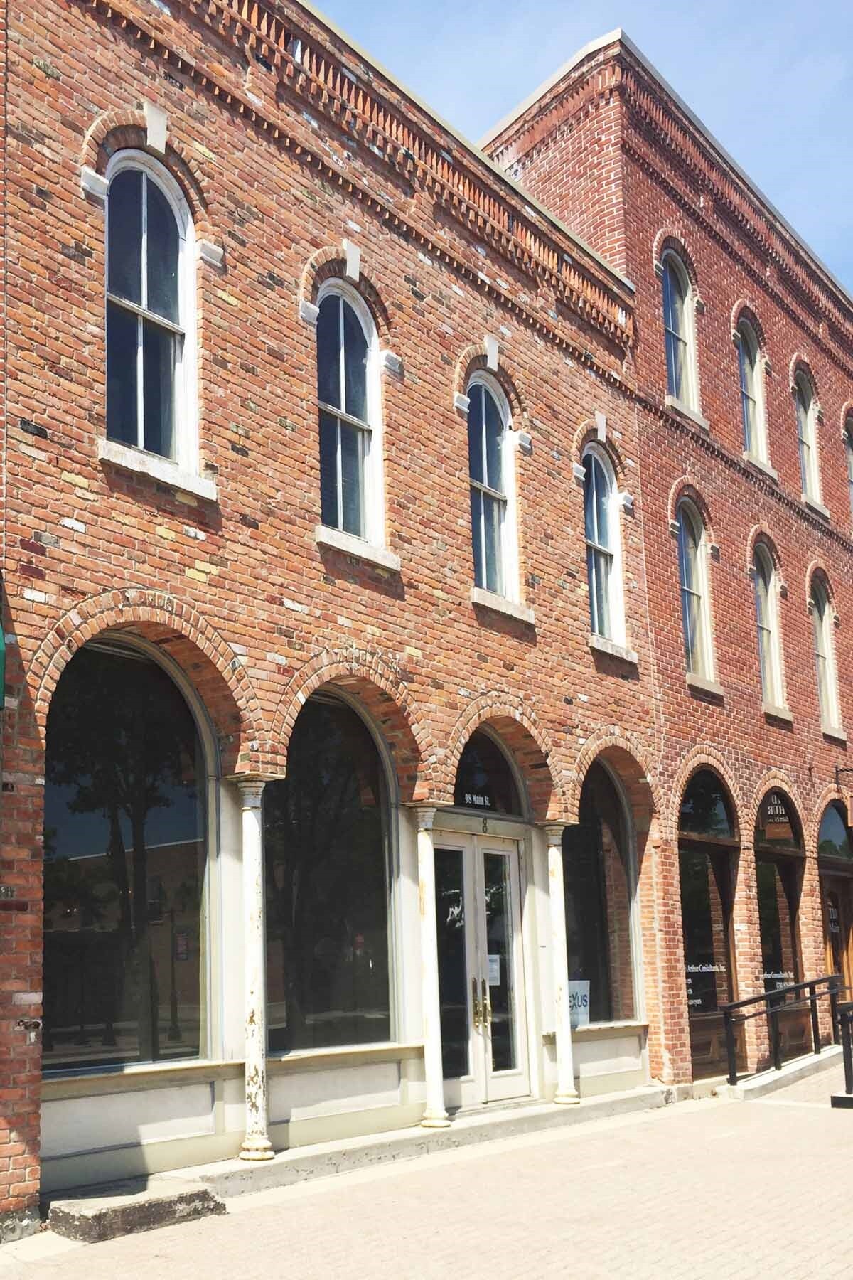 98-100 Main St, Dundee, MI for sale Building Photo- Image 1 of 1