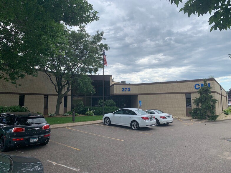 273 Lafayette Frontage Rd W, Saint Paul, MN 55107