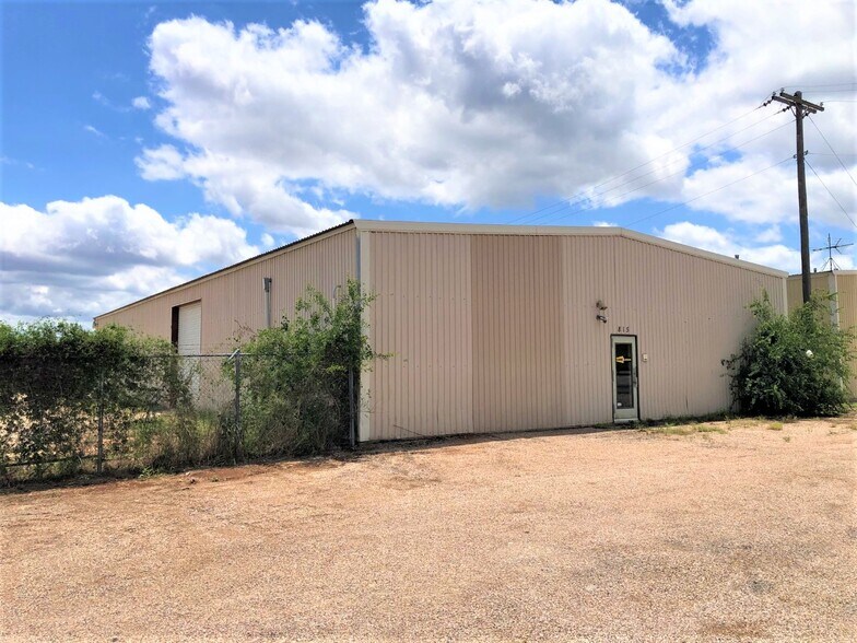 815 Warehouse Rd, San Angelo, TX for sale - Building Photo - Image 3 of 11