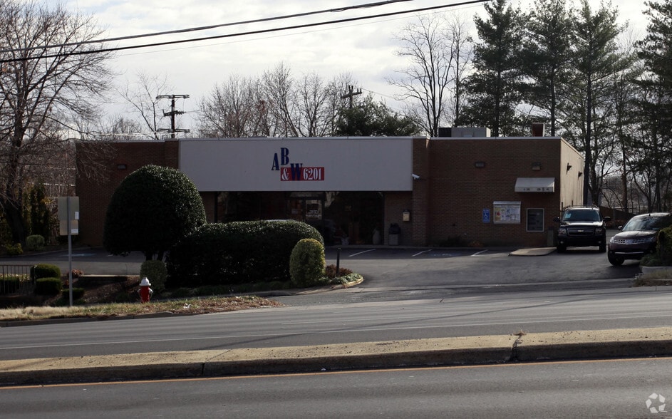 6201 Richmond Hwy, Alexandria, VA for lease - Building Photo - Image 1 of 8