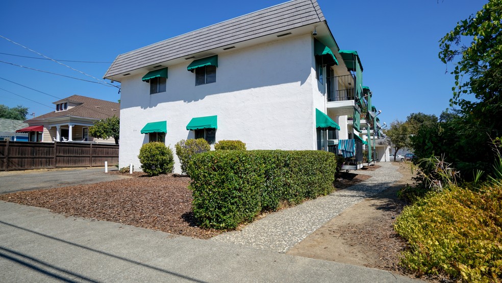 314 N Cloverdale Blvd, Cloverdale, CA for sale - Building Photo - Image 1 of 1