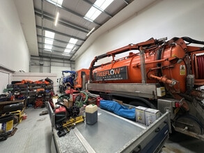 Kendal Rd, Shrewsbury for lease Interior Photo- Image 1 of 2