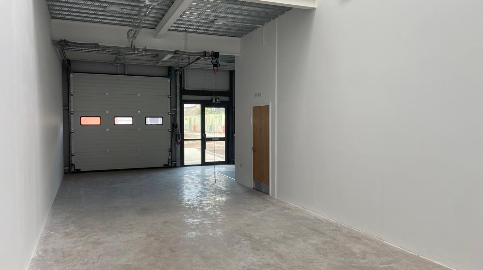 Endemere Rd, Coventry, WMD CV6 5PY - Unit 11 -  - Interior Photo - Image 2 of 2