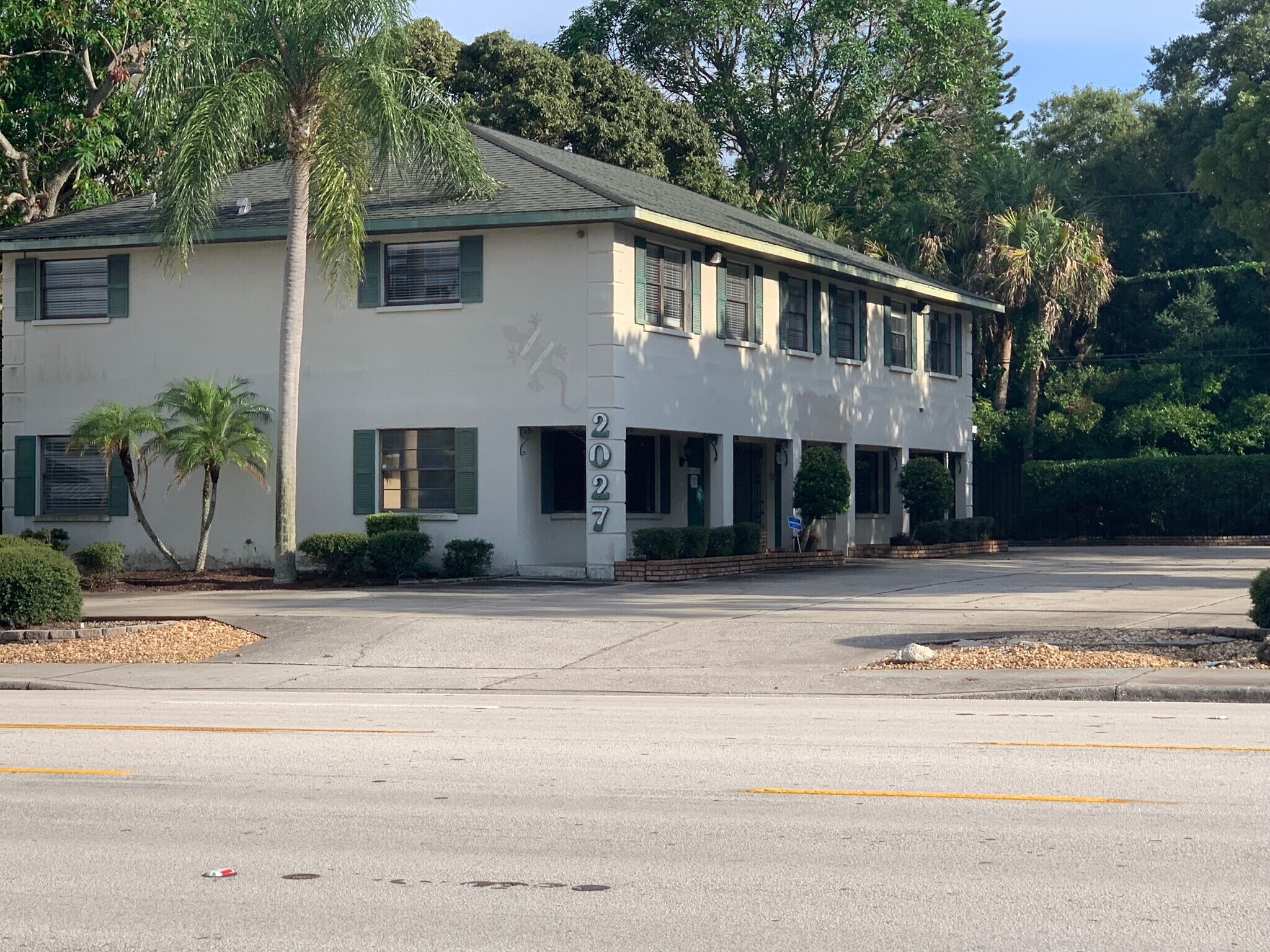 2027 Manatee Ave, Bradenton, FL 34205 | LoopNet