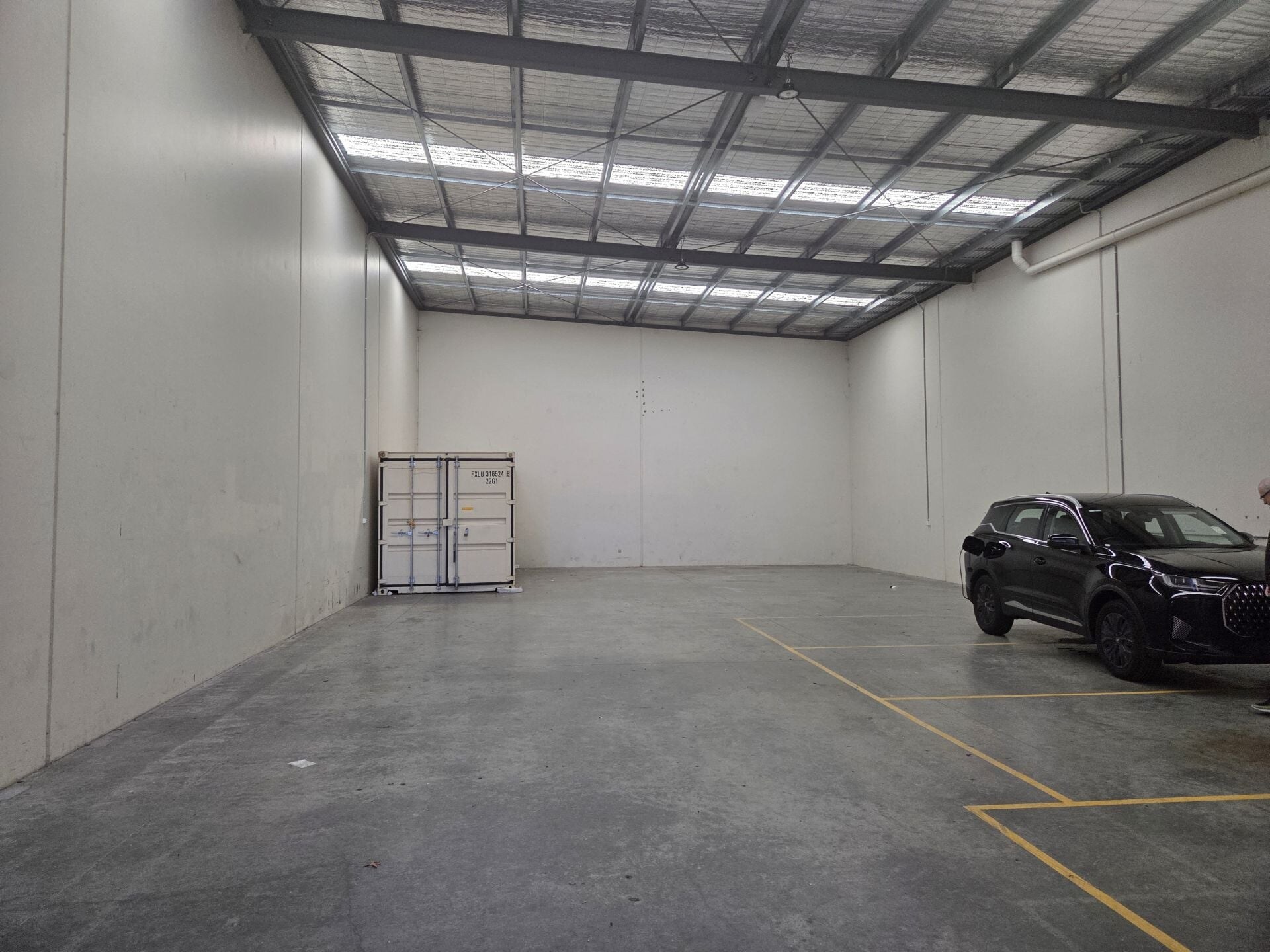 10B Flight Drive, Tullamarine for lease Interior Photo- Image 1 of 8