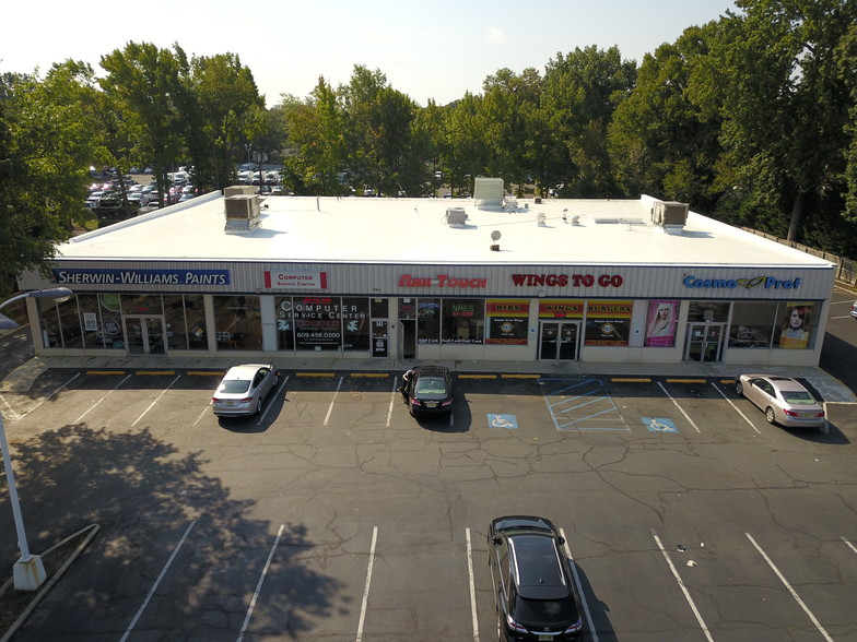 541 Highway 33, Hamilton, NJ for sale - Building Photo - Image 1 of 1