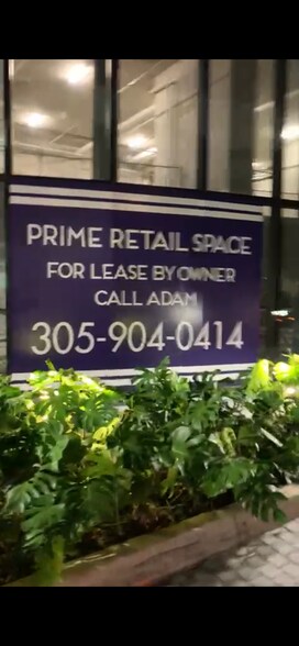 1000 Brickell Plz, Miami, FL for sale - Building Photo - Image 1 of 1