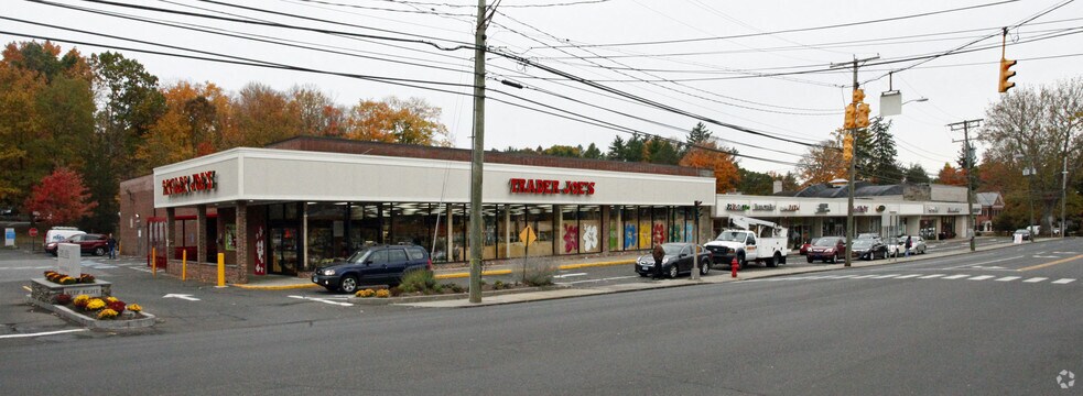 370-400 Post Rd E, Westport, CT for sale - Building Photo - Image 1 of 1